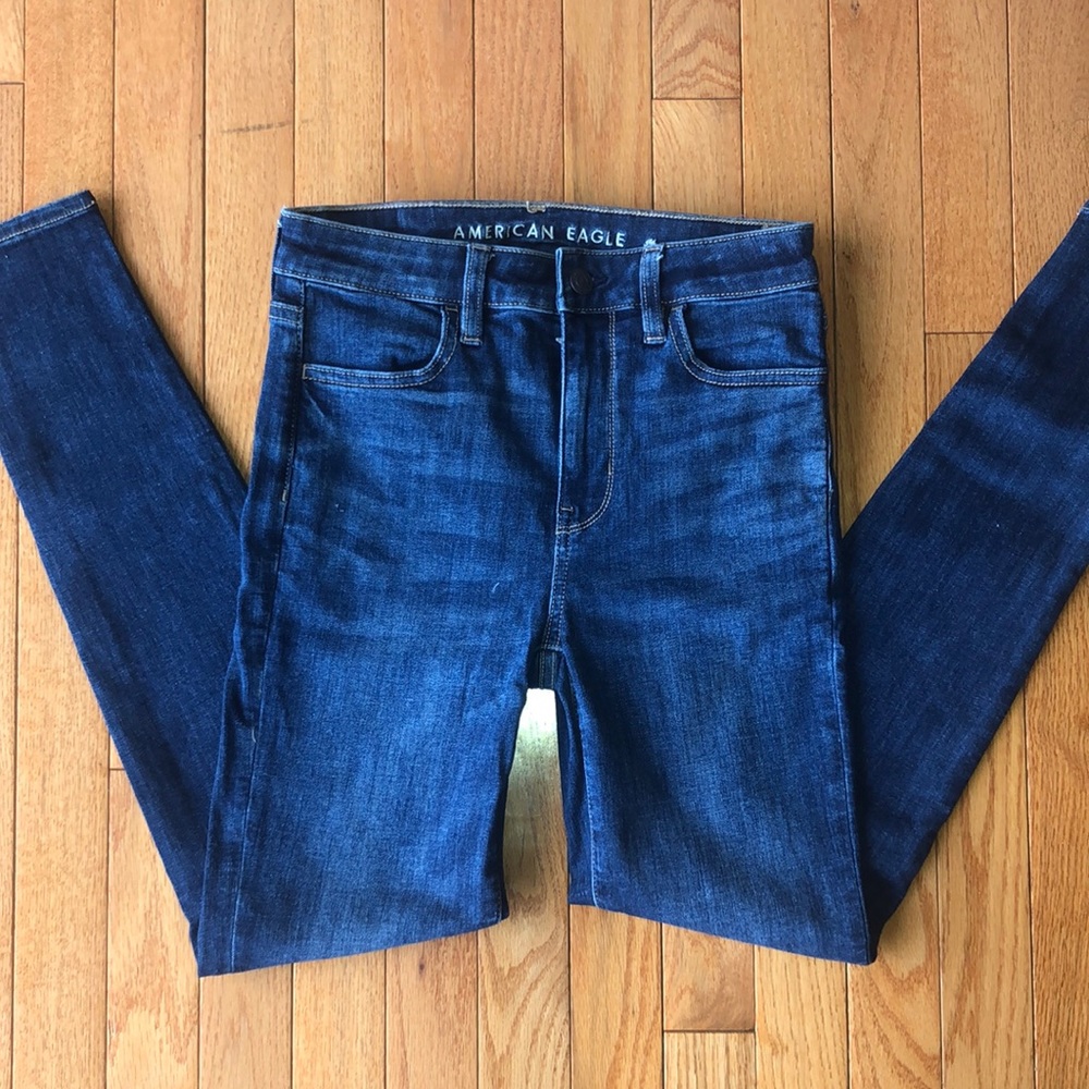 American Eagle Super High Rise Jegging